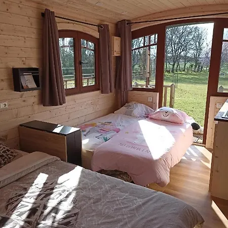 Roulottes Les Alpaguettes Campsite *